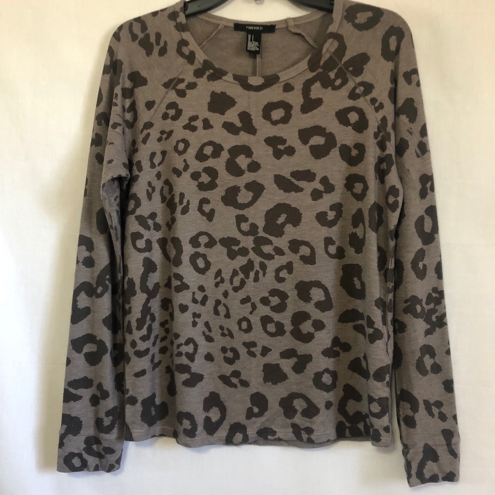 Forever 21 cheetah print sweater